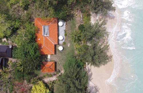 Krabi House | Railay Beach House Fabulous Sea and Cliff Views, Lovely Decor 4 bdr-2 Bath RBC