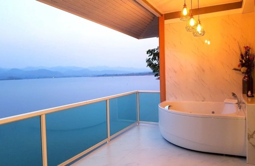 Tha Kradan Resort | Raya Buri Resort