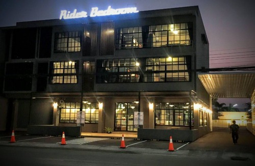 Pranburi Hostel | Rider Bedroom Hostel & Cafe