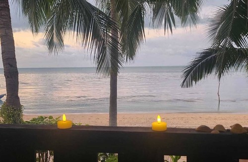 Bang Po House | Right on the beach, typical wooden bungalow with romantic furnishings.