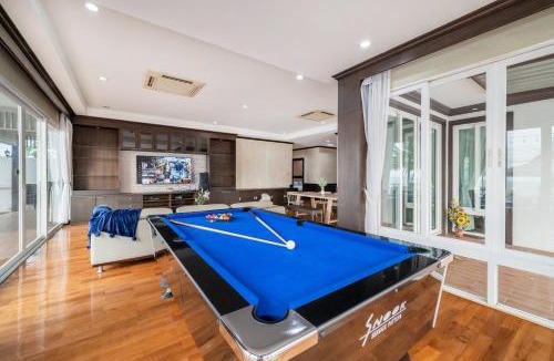 Bang Sare Villa | RimLay Beachfront Pool Villa