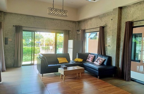 Rim Tai Villa | River Bend villas Chiang Mai