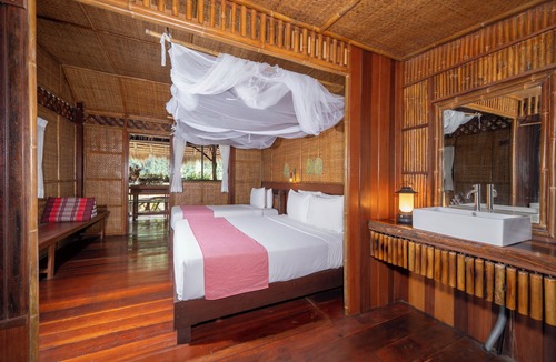 Tha Sao Hotel | River Kwai Jungle Rafts
