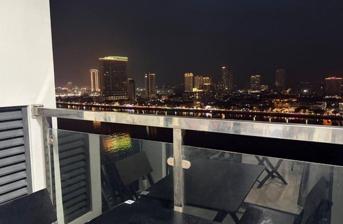 Daun Penh Hotel | Riverside Top One Hotel and Apartment