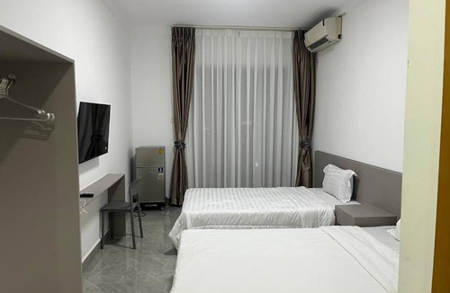 Daun Penh Hotel | Riverside Top One Hotel and Apartment