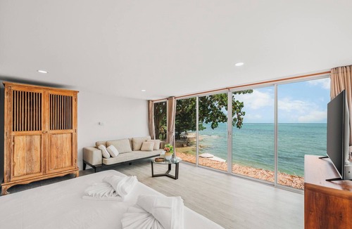 Maret House | Room-escape Beach Front Cottage - 2 bed