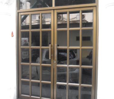 Wat Bowon Niwet House | Room for rent near Silom