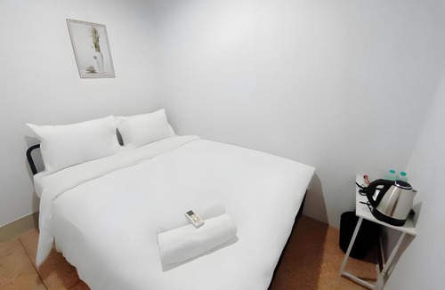 Talat Yot Apartment | RRQ hotel