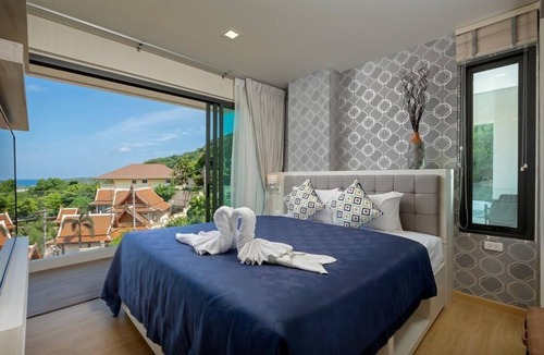 Kata Resort | S6- Deluxe sea view
