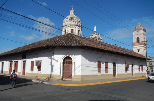 Granada House | San Miguel Beautiful Colonial Residence Available In The Heart Of Granada