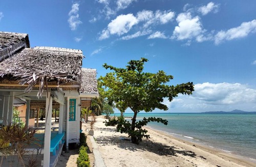 Baan Tai Hotel | Sand Terrace Beach Bungalows