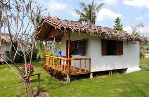 Baan Tai Resort | Sarana Bungalows