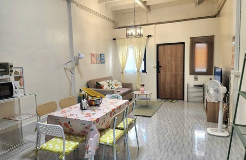 Yan Nawa House | Sathorn 2BR Home, Walk to BTS and Pier, Near ICONSIAM and Asiatique