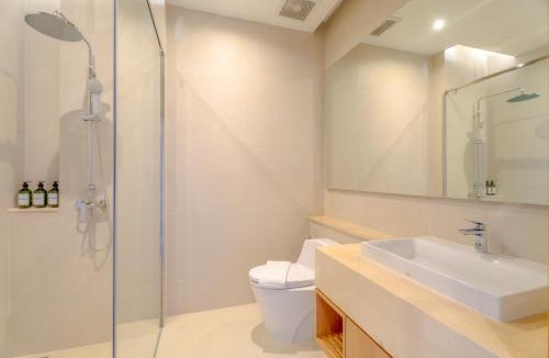 Ban Saiyuan Cabin | Sava Villa - Central Rawai Location & 10 Mins to Nai Harn Beach