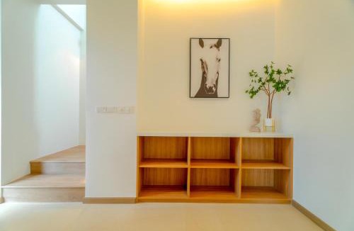 Ban Saiyuan Cabin | Sava Villa - Central Rawai Location & 10 Mins to Nai Harn Beach