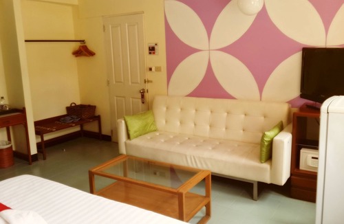 Sukhumvit Hotel | Sawasdee Sukhumvit Inn