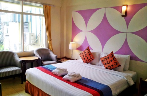 Sukhumvit Hotel | Sawasdee Sukhumvit Inn