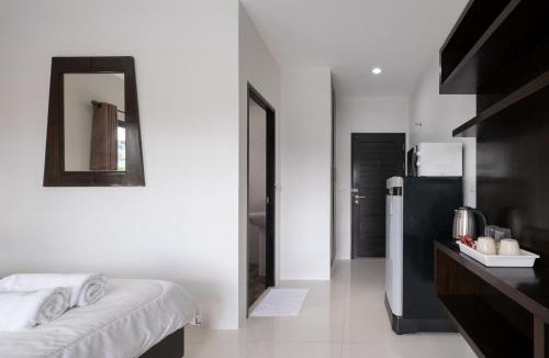 Ban Bo Han Hotel | SD Residence I Naiyang Beach I HKT Airport