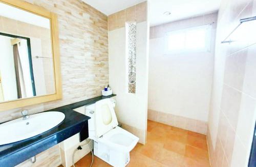 Bang Sare Hotel | Sea Hill Hotel Bangsaray
