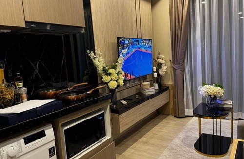 Jomtien Apartment | Sea View Luxury Stay - Close to Beautiful Beach