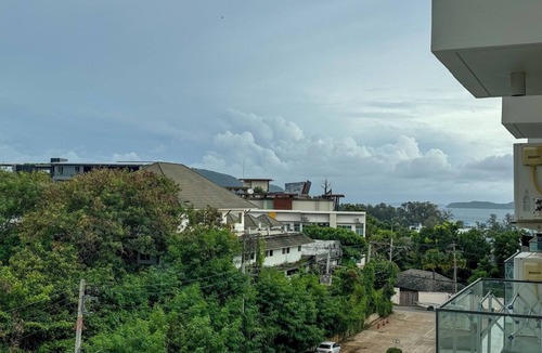 Rawai Apartment | Sea View Stay Walk to Waterpark & Town C137