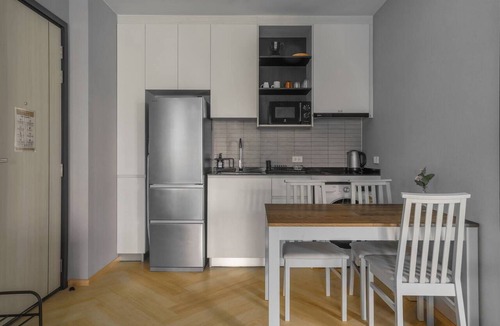 Cherngtalay Condo | Seaside Living Retreat – Steps from Bang Tao Beach