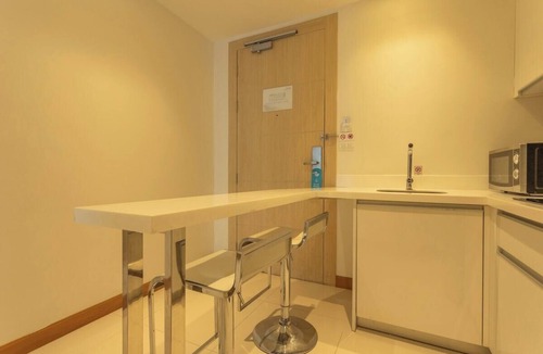 Rawai Apartment | Seaview Apartment w/Pool, Gym, Near Pier C115