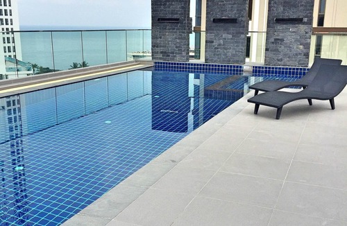 North Pattaya Apartment | Seaview Penthouse at the 8th floor