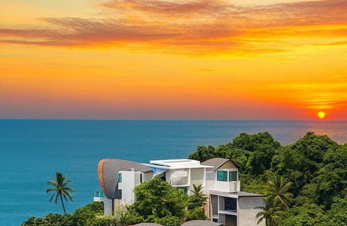 Bophut Villa | Serene 4-bedroom villa with AC in beautiful Koh Samui