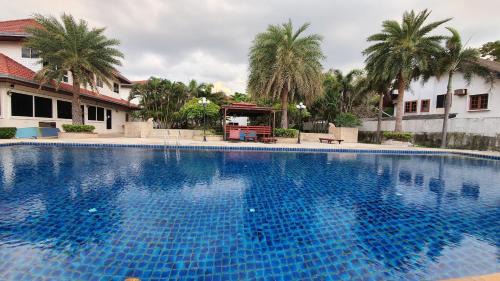 Bang Lamung Hotel | Serene Sands