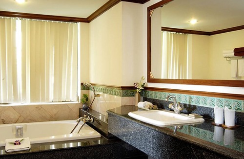 Kata Resort | (SHA+)luxury Royal Suites on the top floor