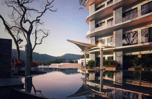 Chalong Apartment | (SHA) Tropical Elegant Forest in Nai Harn