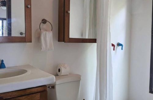 Northern Atlantic Autonomous Region Villa | Shankton Harbour 3 Bedroom 4 Bathroom Beach House w Private BEACH SEA path