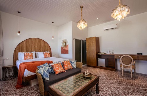 Chaloklum Hotel | SherShiva Beach House
