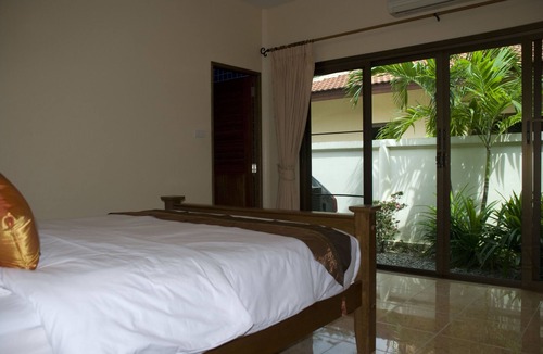 Rawai Villa | SILK - LUXURY FAMILY POOL VILLA NAIHARN