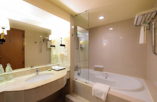 Silom Hotel | Silom Serene, a Boutique Hotel