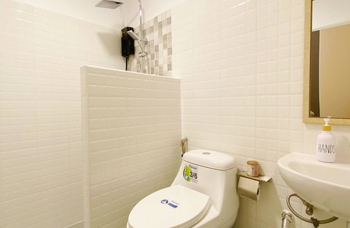 Patong Bed & Breakfast | SJ Beach House Patong