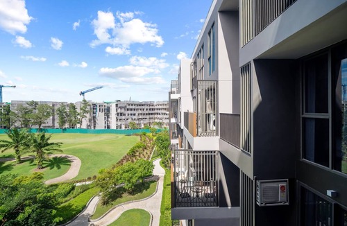 Laguna Condo | Skypark Aurora, Studio 1305 1A Deluxe