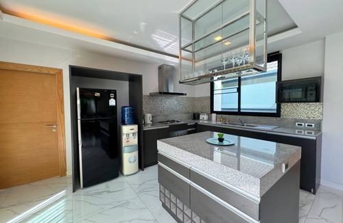 Rawai Villa | Skypool Villa - 2 Bedrooms