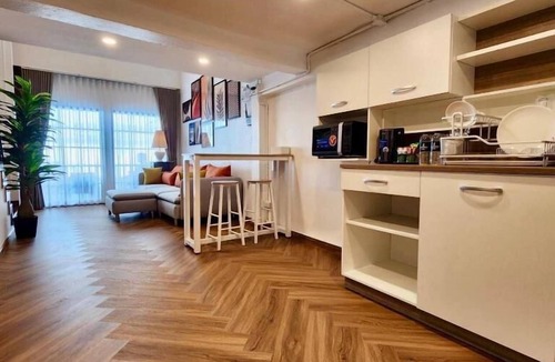 Old City Hotel | Sleep Walker Poshtel