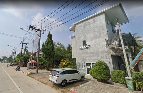 Pa Klok Hotel | Snooze Inn Phuket - Free Shuttle to Bang Rong Pier
