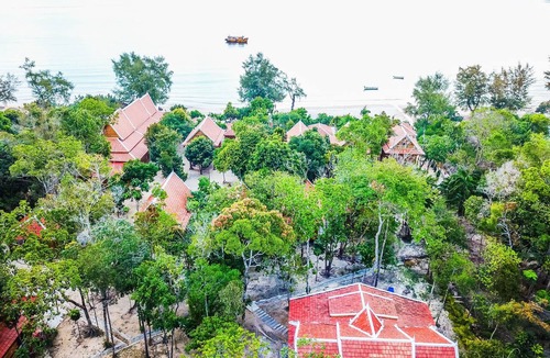 Koh Rong Sanloem Hotel | Sol Beach Resort
