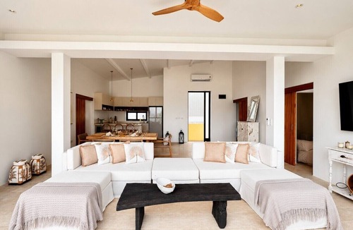 Maret House | Solaya Seaview Pool Villa/3BR Escape + Sofa bed