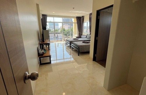 South Pattaya Hotel | Sorot Beach