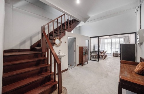 Wat Ratchabophit Apartment | Sorrento Bangkok Old Town MRT Samyot