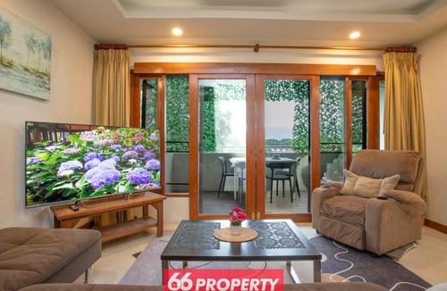 Wat Ket Apartment | Spacious 2 Bedroom Apartment near Train Station - 10 Min to Old City