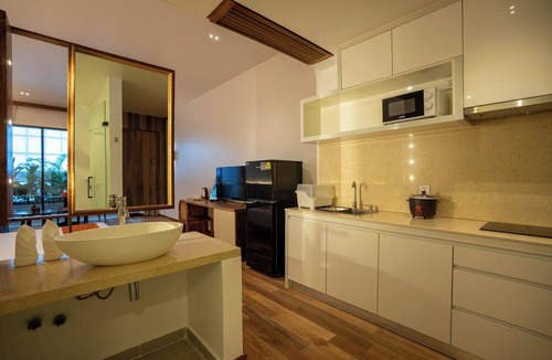 Ruessei Kaev Apartment | Stadion Residence