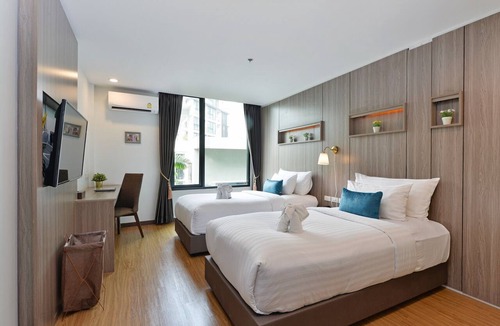 Phra Khanong Nuea Hotel | StayAt Bedever Bangkok Hotel