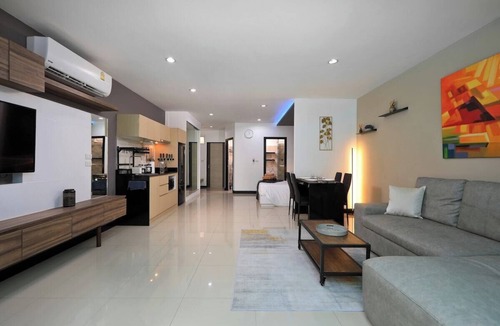 Nai Harn Apartment | Studio Pool Access Nai Harn Beach Capital Pro