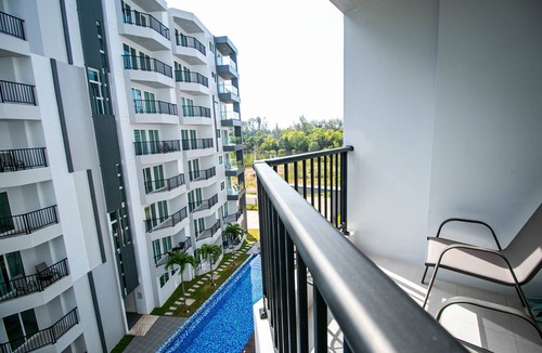 Kram Condo | Studio room walking distrance to the beach